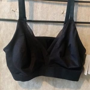 Auden unlined bralette size med